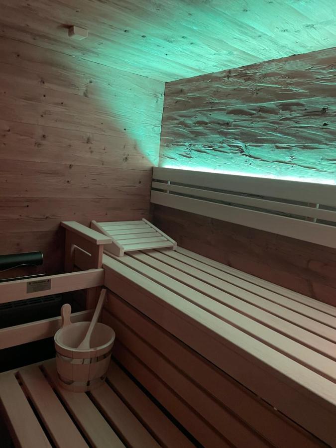 Kleineauszeit3, Feldberg, Direkt An Skipiste, Mit Sauna フェルトベルク エクステリア 写真